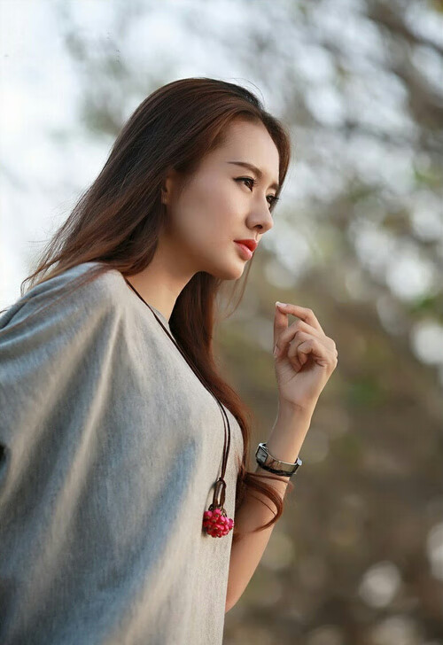 体育新闻中心推动青少年体育内容创新传播机制,学生体育新闻