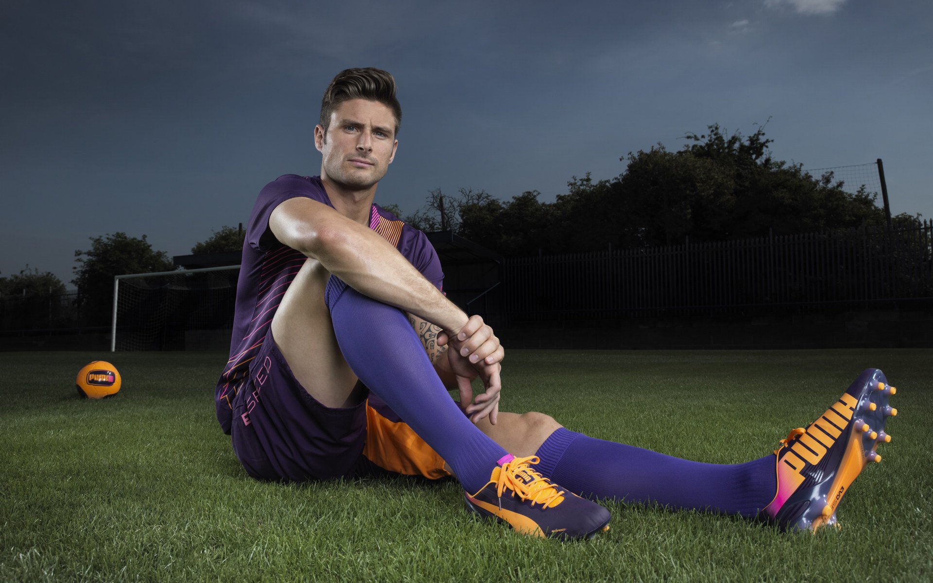 多人障碍跑挑战，锻炼体力与反应能力，障碍跑要领